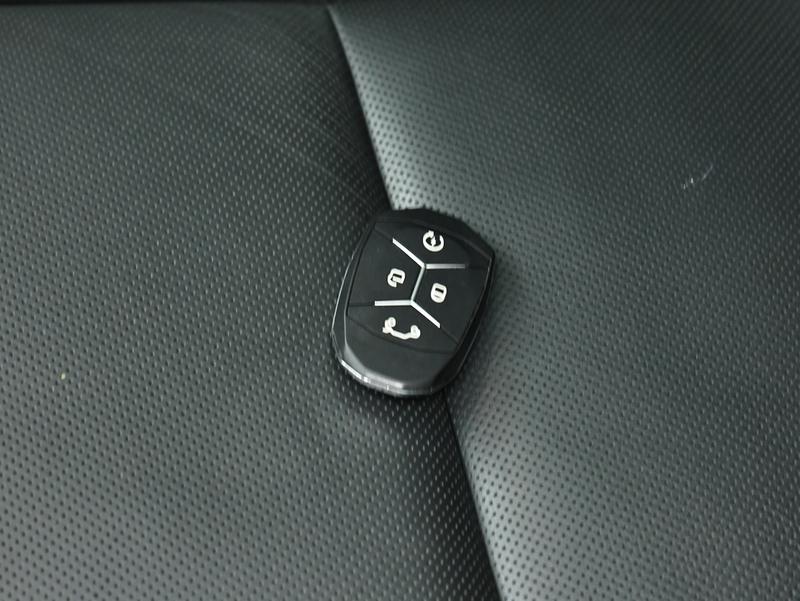 Lynk & Co Link 01 2017