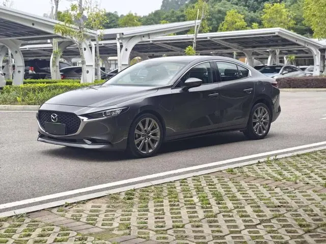 Mazda Mazda 3 Angkesaila 2.0L automatic quality elegant version