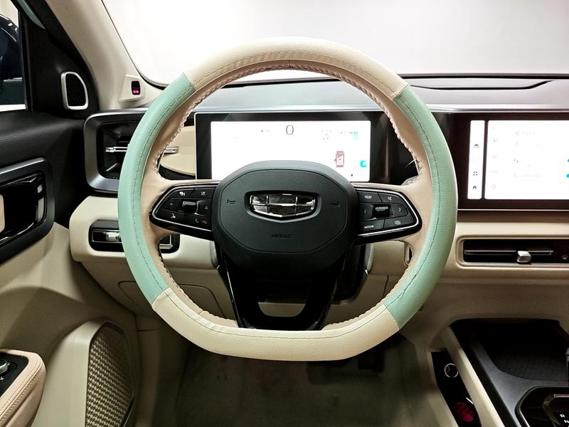 Geely Geely ICON 2023