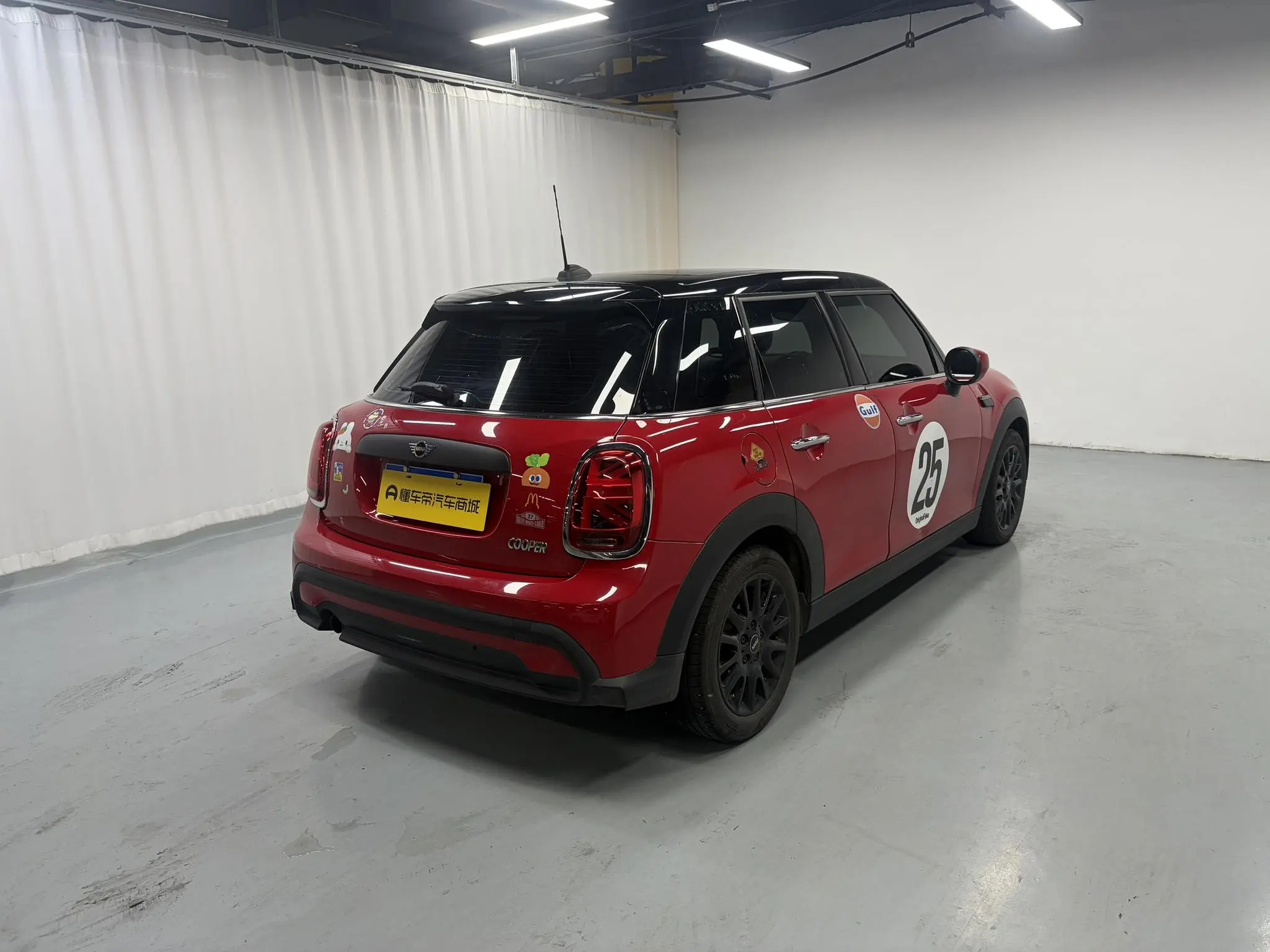MINI MINI 1.5T ONE five-door version PLUS
