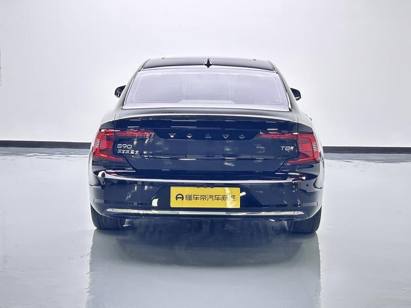 Volvo Volvo S90 PHEV 2025