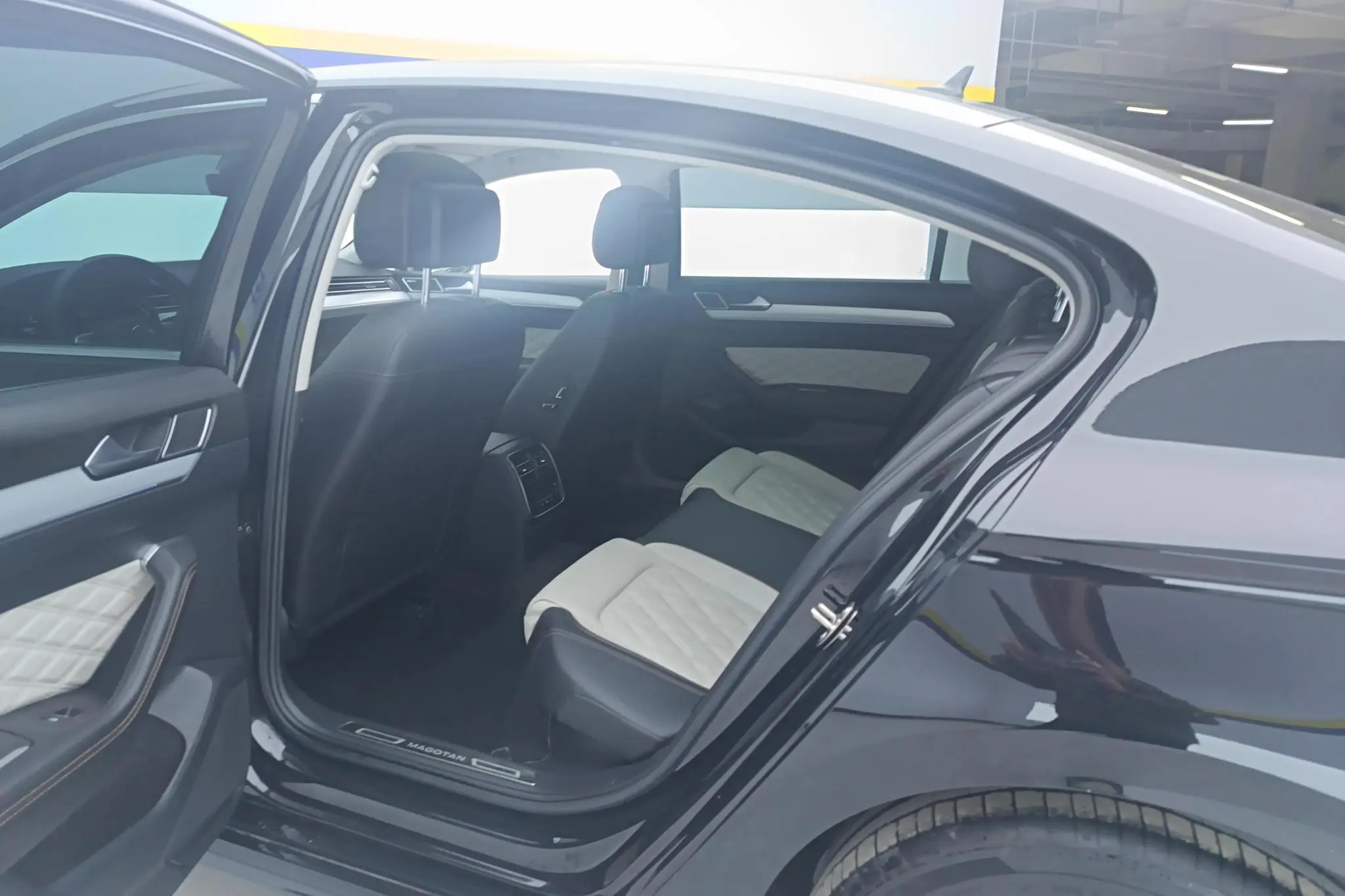 Volkswagen Magotan 2 million commemorative edition 330TSI DSG Luxury models