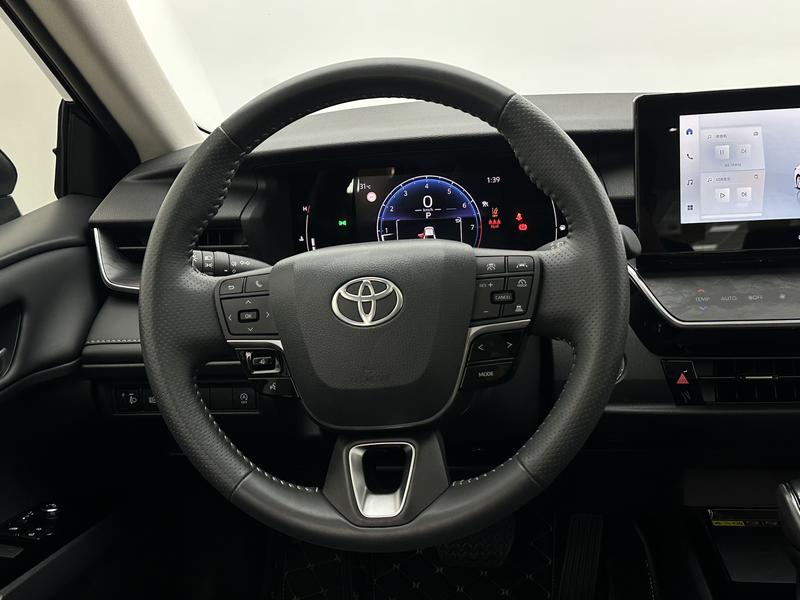 Toyota Camry 2024