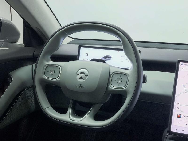 NIO NIO ET5 2024