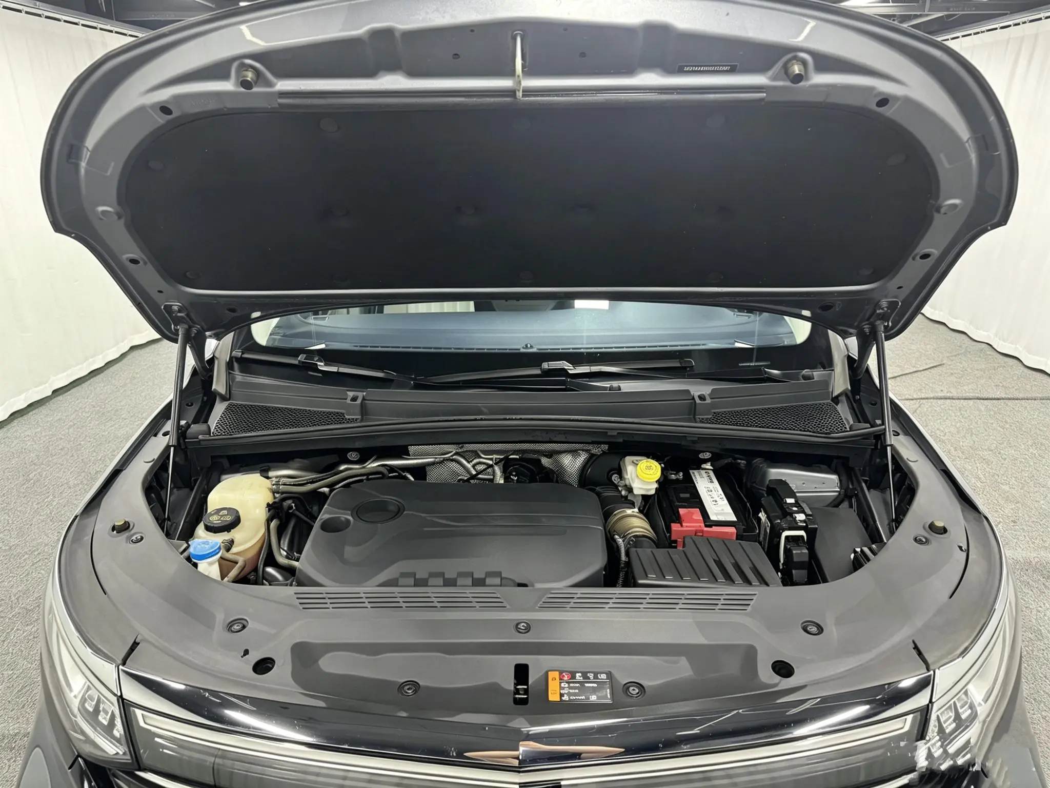 Roewe Roewe iMAX8 400TGI Supreme Series Extreme Edition
