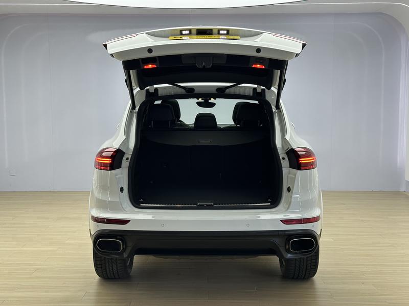 Porsche Cayenne 2016