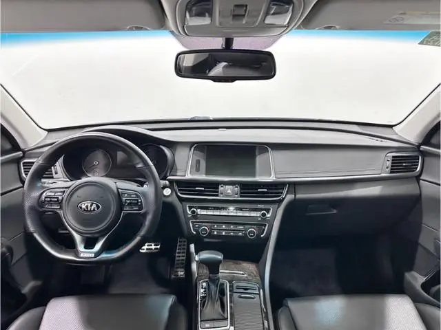 Kia Kia K5 1.6T automatic LUX