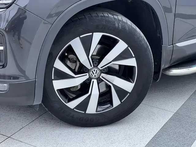 Volkswagen Tanyue 330TSI two-wheel drive luxury Smart edition Plus