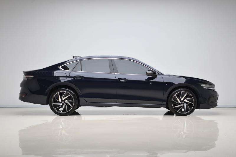 Volkswagen Magotan 2024