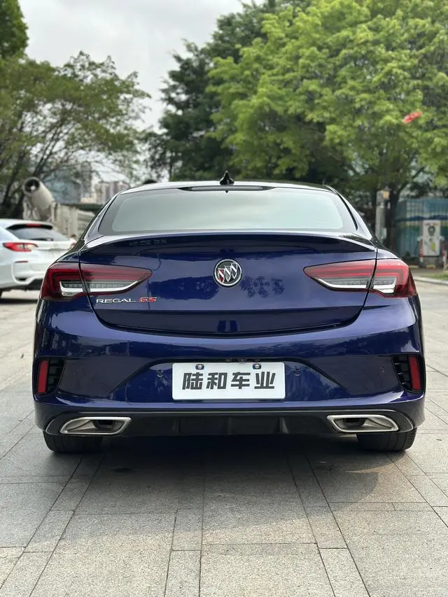 Buick Regal GS 28T Premium type
