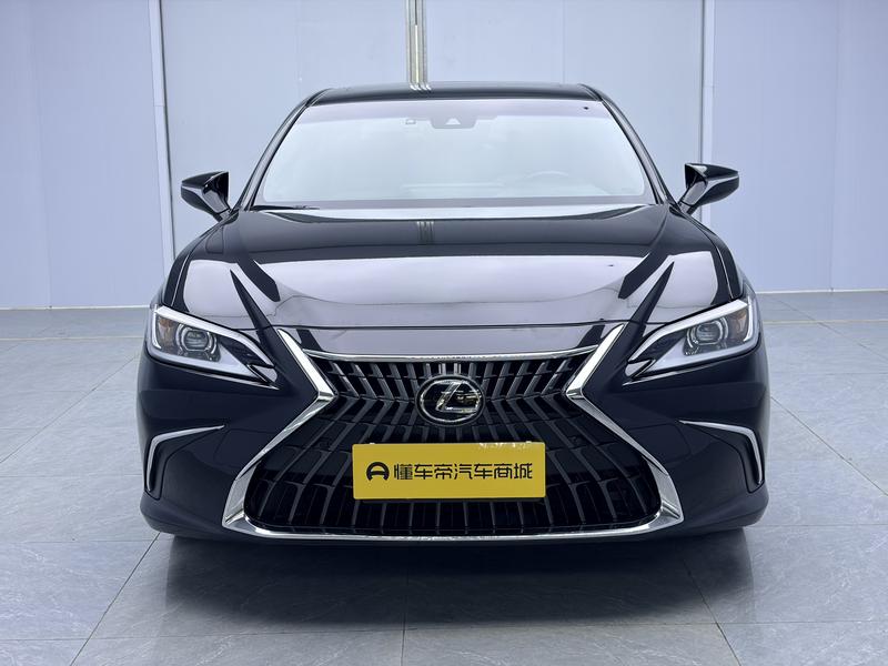 Lexus Lexus ES 2022