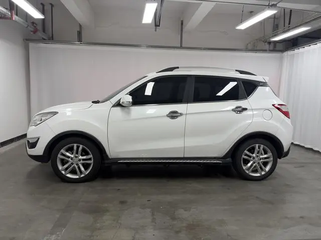 Changan Changan CS35 1.6L automatic luxury country V