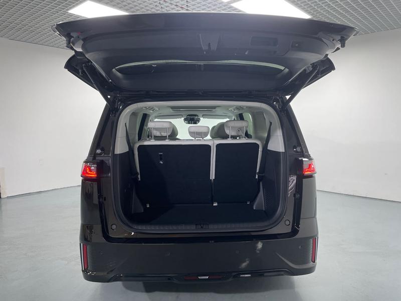 Voyah Lantu Dreamer PHEV 2025