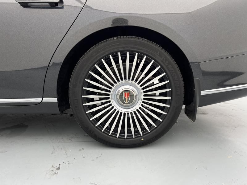 Hongqi Red Flag H9 2020