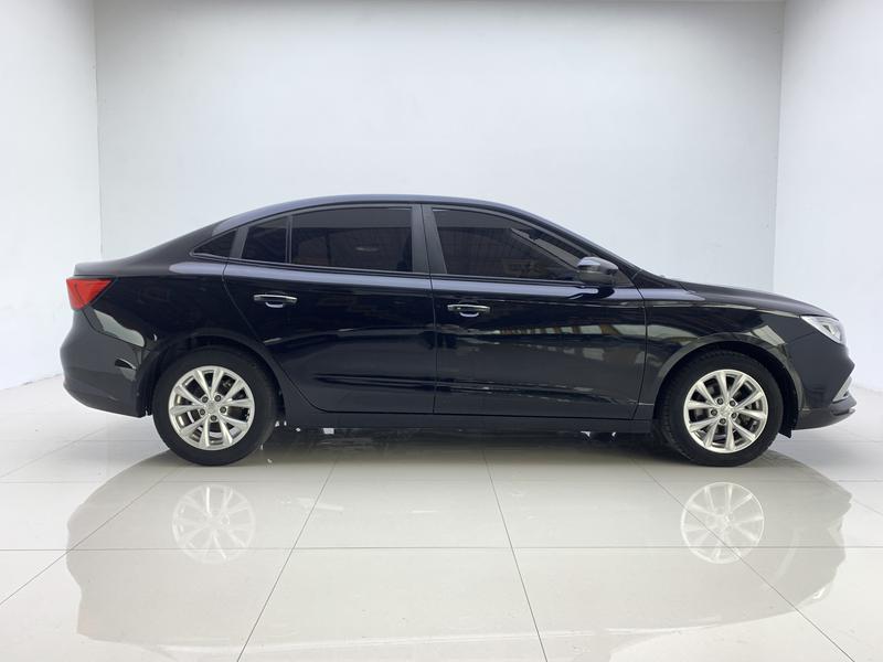 Roewe Roewe i5 2020