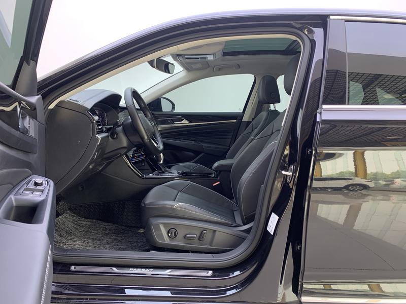Volkswagen Passat PHEV 2022