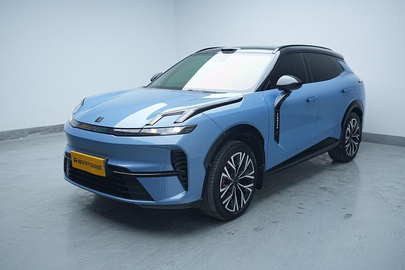 Lynk & Co Lynk&Co 08 EM-P 2026