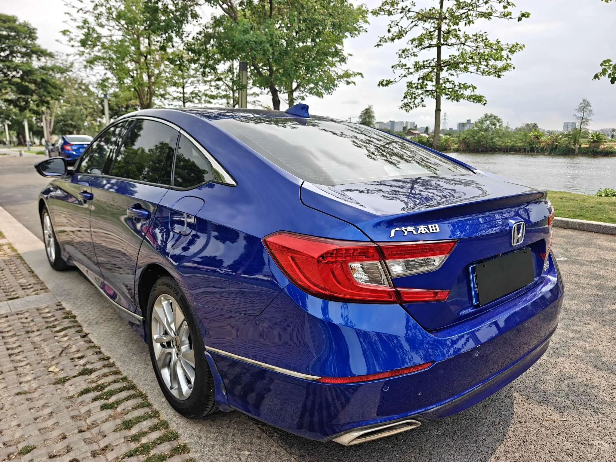 Honda Accord 260TURBO Elite Edition Country V
