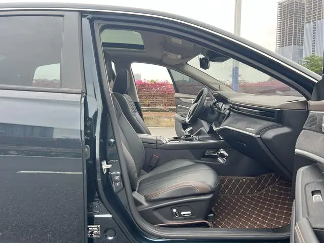 Dongfeng Fengshen Yi Hyun MAX 1.5T Super Burning Cool Dad Version