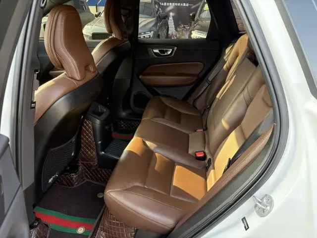 Volvo Volvo XC60 PHEV T8 four-wheel drive long battery life Zhiyuan Deluxe Edition