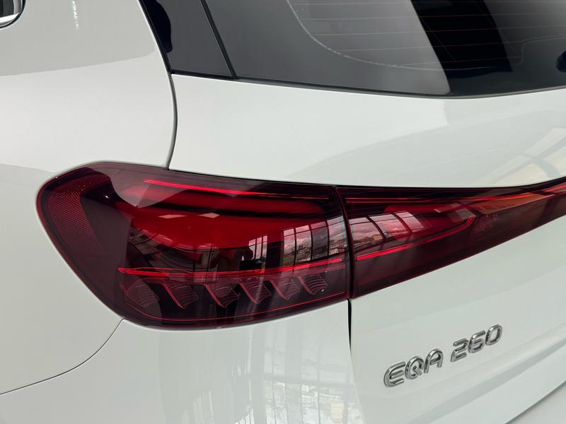 Mercedes-Benz Mercedes EQA 2025