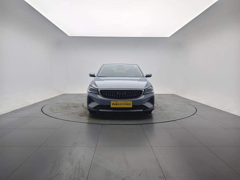 Geely Emgrand 2023