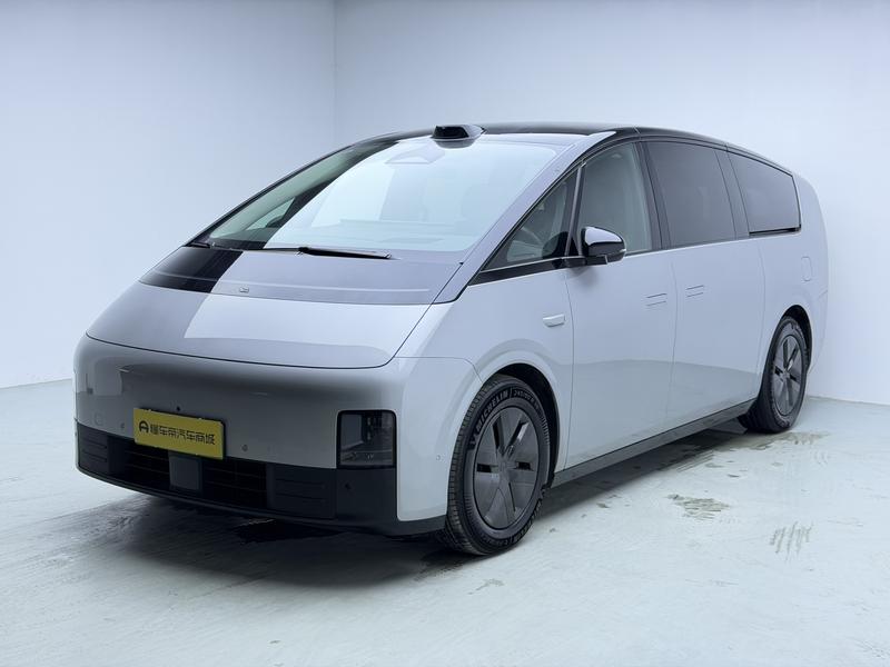 Li Auto Ideal MEGA 2024