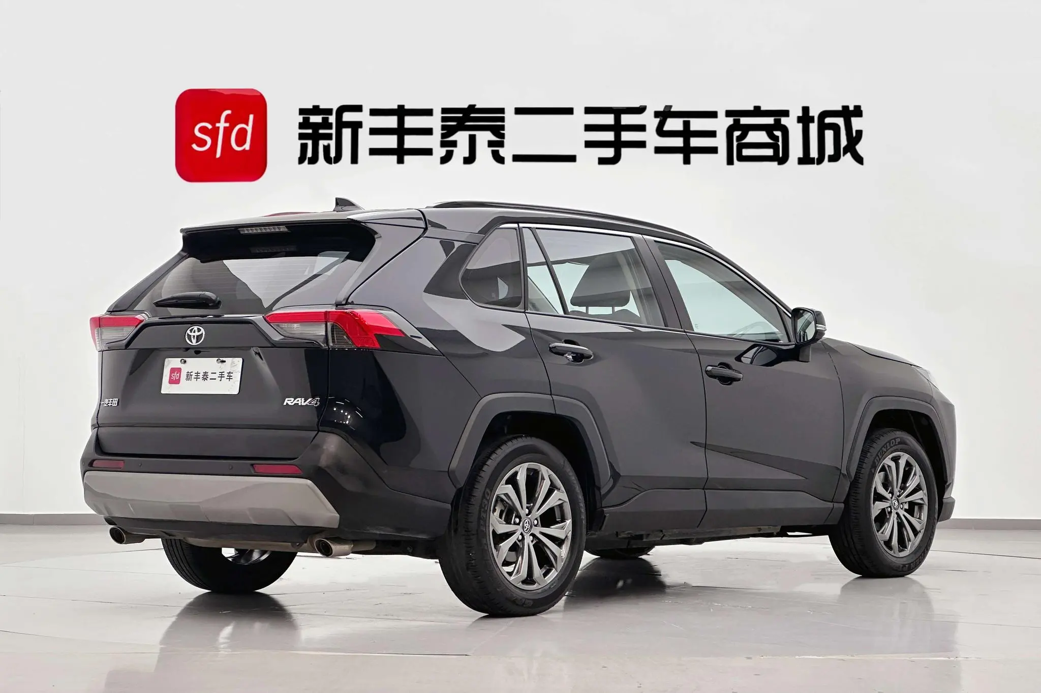 TOYOTA RAV4 Rongfang 2.0L CVT two-wheel drive fashion PLUS version
