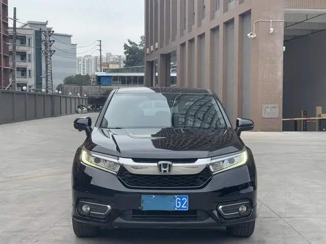 Honda Crown Road 240TURBO Two-wheel drive Exclusive Edition