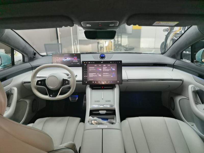 Luxeed Zhijie S7 2025