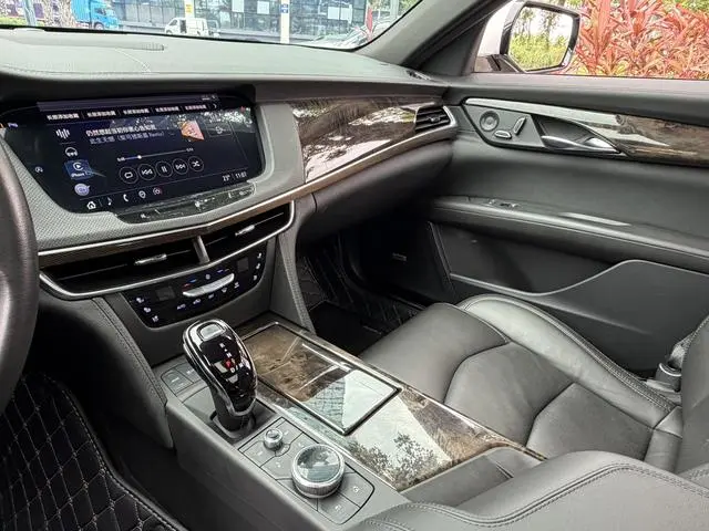Cadillac Cadillac CT6 28T luxury