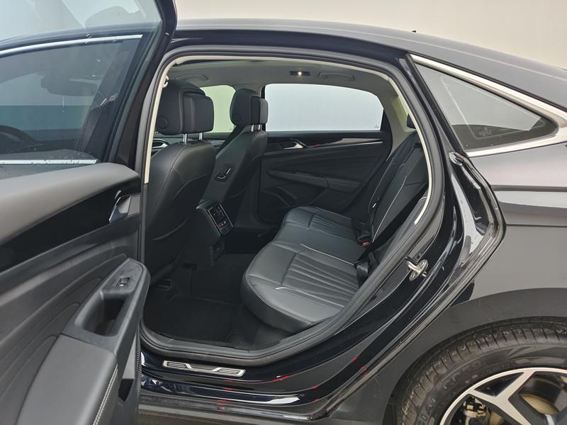 Volkswagen Passat 2024