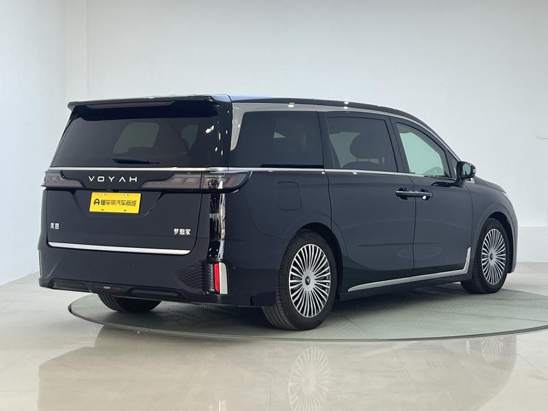 Voyah Lantu Dreamer PHEV 2025