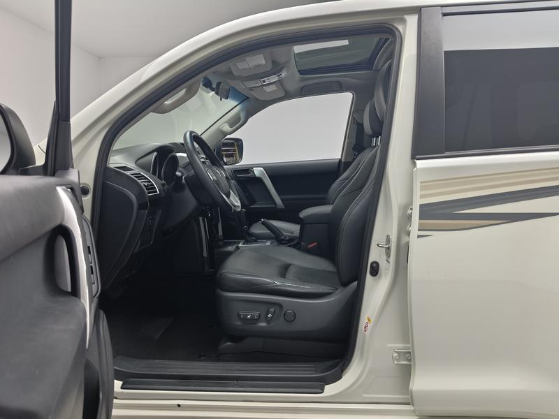 Toyota Prado 2016