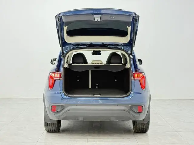 LYNK & CO Lynk 01 2.0T two-wheel drive Yao Pro version country VI