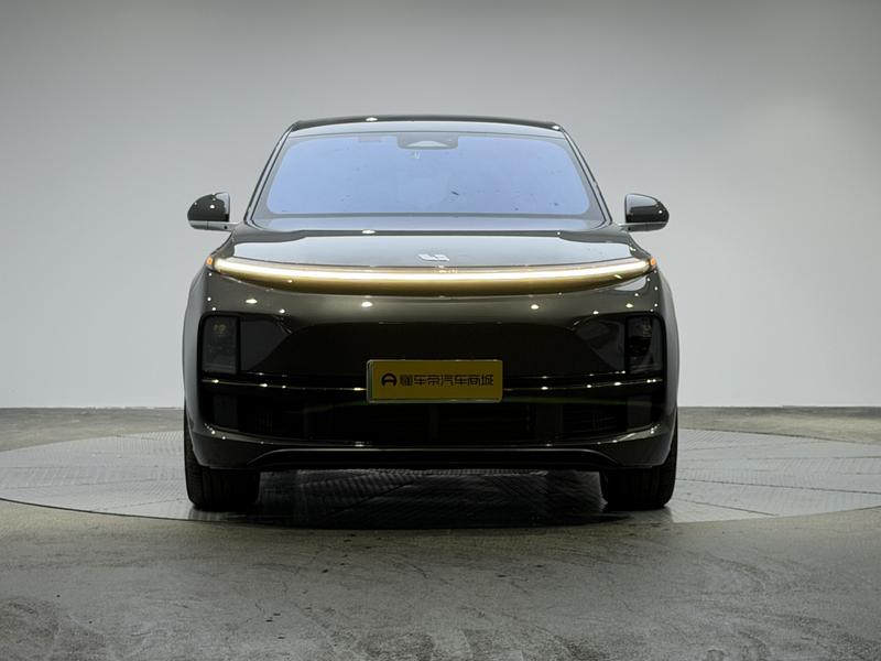 Li Auto Ideal L8 2023