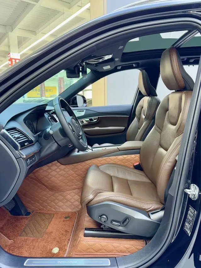 Volvo Volvo XC90 PHEV E-drive hybrid T8 Zhizun Deluxe Edition 7 Seats