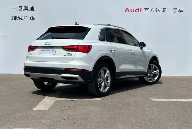 Audi Audi Q3 35 TFSI fashion and elegant