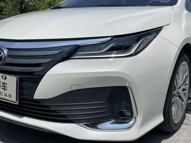 TOYOTA Asian lion 2.0L Premium Edition