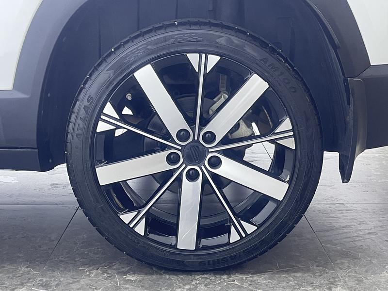 Geely Geely ICON 2023