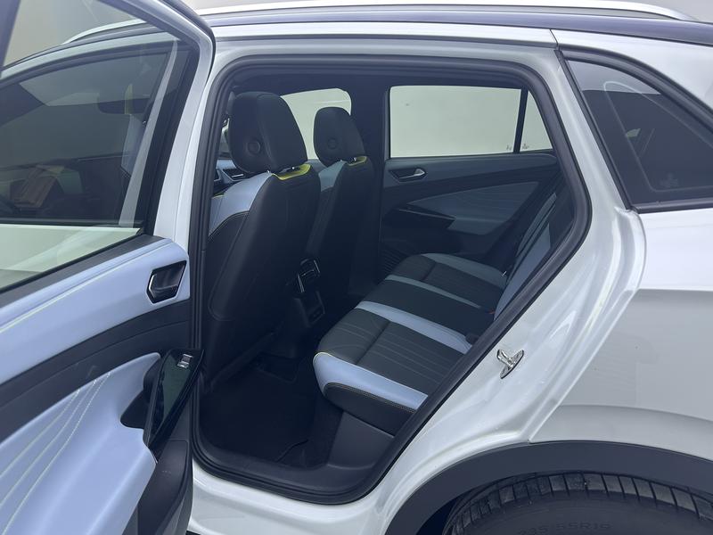 Volkswagen ID.4 X 2025