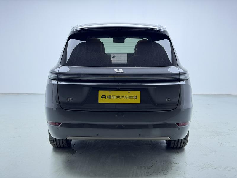 Li Auto Ideal L9 2025