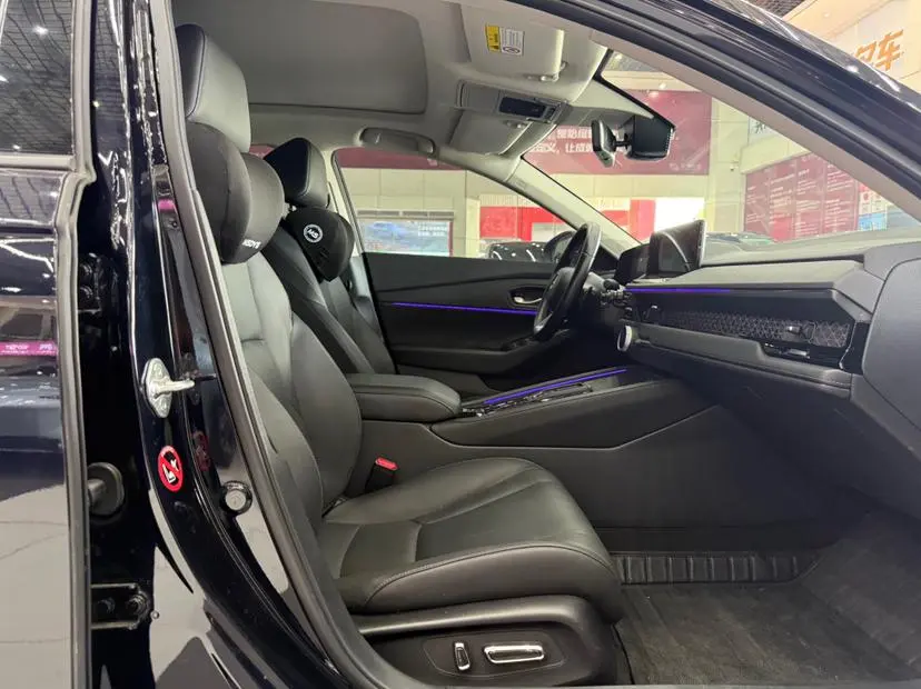 Honda Accord PHEV e: PHEV Premium Edition