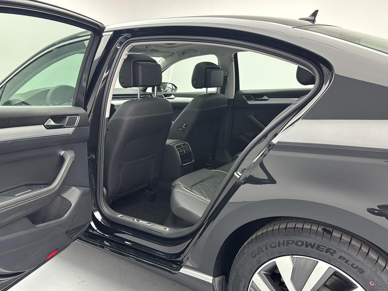 Volkswagen Magotan PHEV 2022