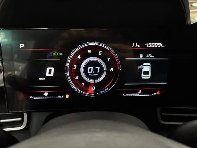 Hyundai Elantra 1.5L CVT LUX Premium Edition