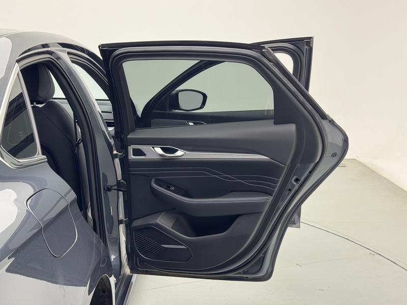 Geely Geely Preface 2025