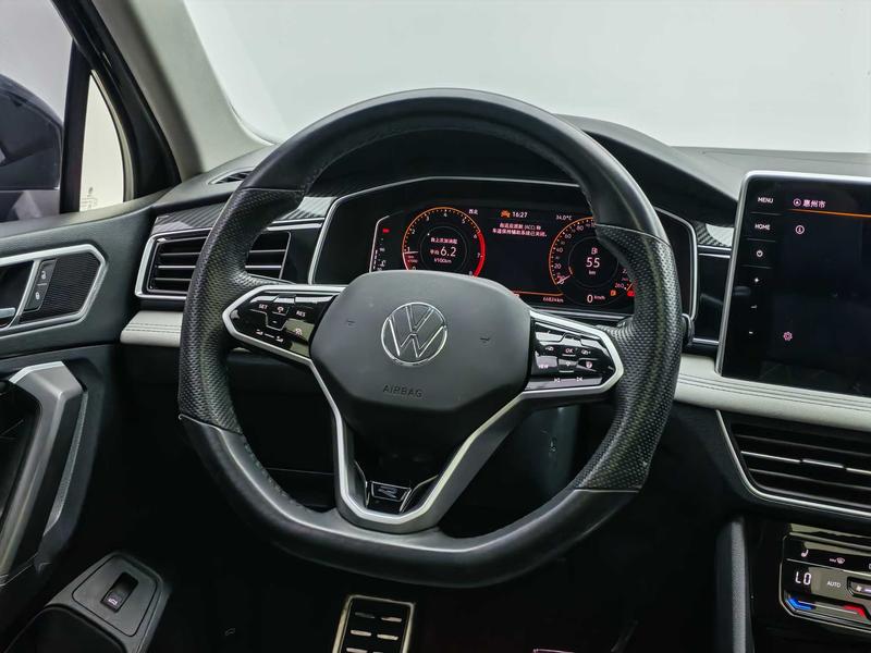 Volkswagen Tiguan L 2023