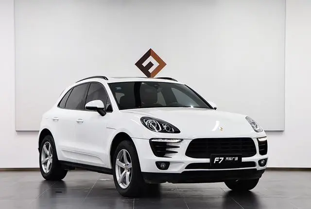 Porsche Macan Macan 2.0T