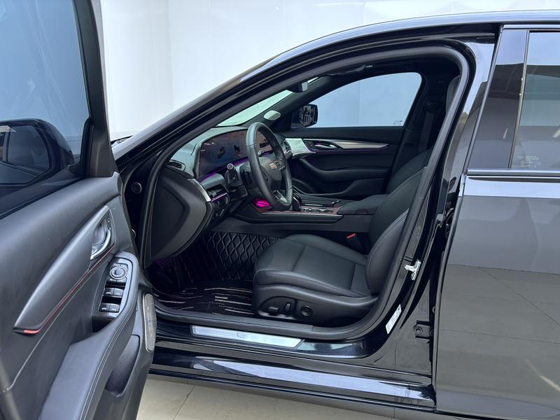 Cadillac Cadillac CT5 2025