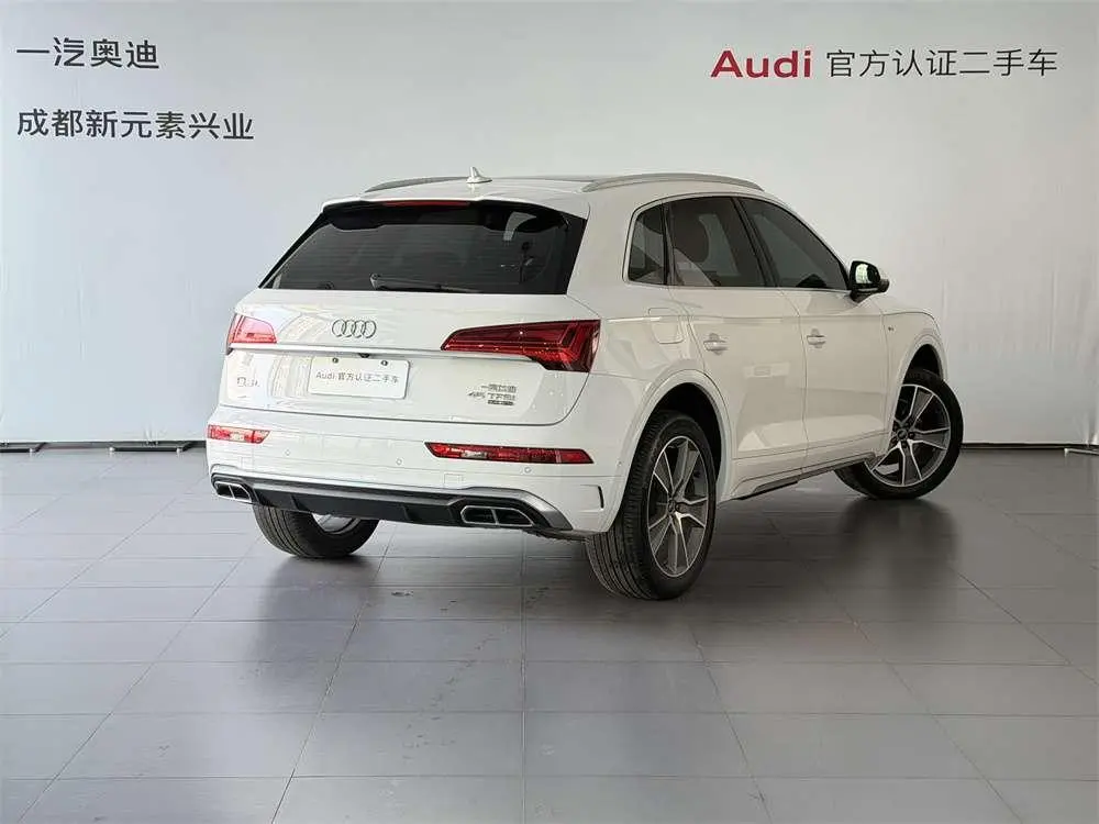 Audi Audi Q5L 45T luxury dynamic type